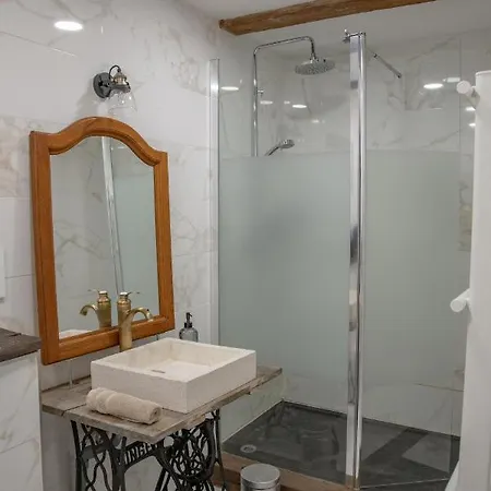 Independante N2 - Bretzel Et Bergamote לינה וארוחת בוקר 3*